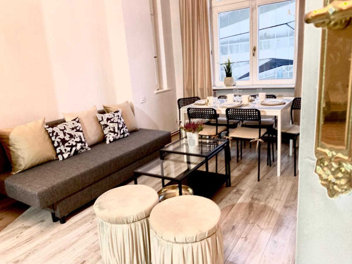 Crystal Sw. Marcin Poznan Apartamento Exterior foto
